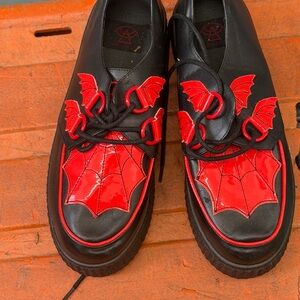 Black and Red Bat Wing Shoes
